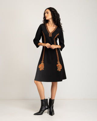 Vestido corto recto Isara