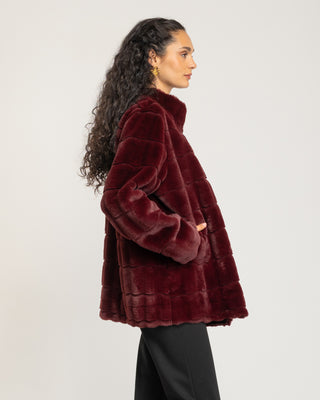 Chaqueta de pelo sintético granate Celestia