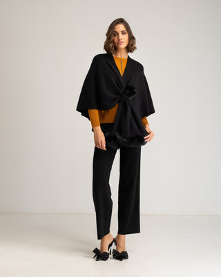 Poncho negro cruzado Samara
