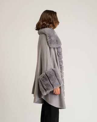 Poncho gris Gia