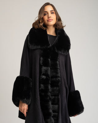 Poncho negro Gia