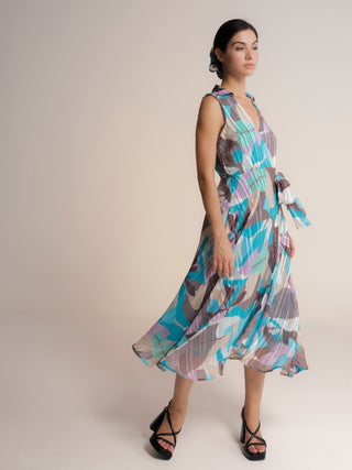 Vestido midi con solapa y escote pico cruzado