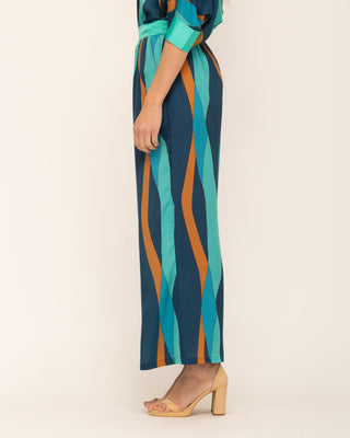 Pantalón con cinturilla y cintura elástica en espalda