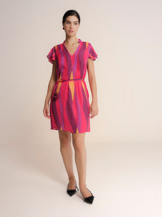 Vestido corto con cuello pico manga corta