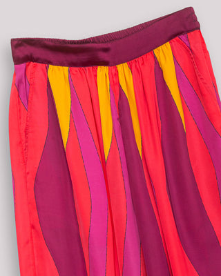 Pantalón con cinturilla y cintura elástica en espalda y bolsillo