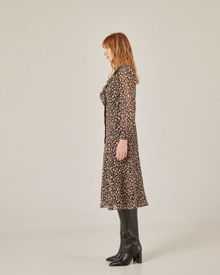Vestido midi camisero con volante