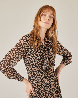 Vestido midi camisero con volante
