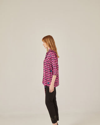 Blusa de cuello mao y cinturón lazada