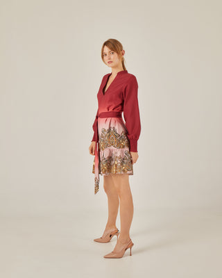 Vestido corto evasé con volante