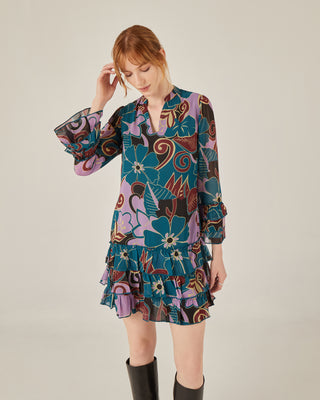 Vestido corto con volantes