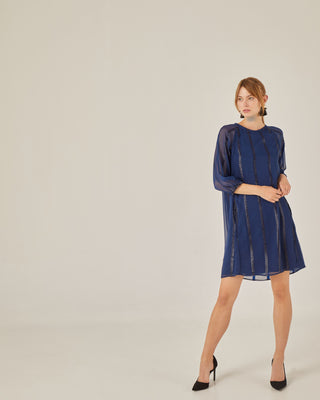Vestido corto manga raglán