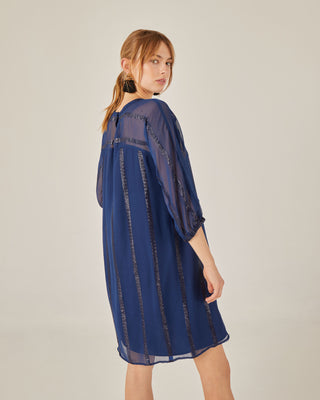Vestido corto manga raglán