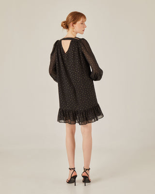 Vestido corto con volante y goma metálica lurex