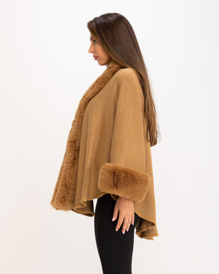 Poncho escote en pico