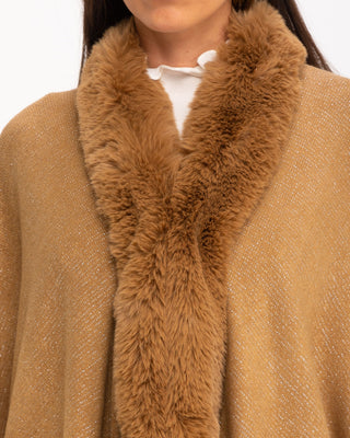 Poncho escote en pico