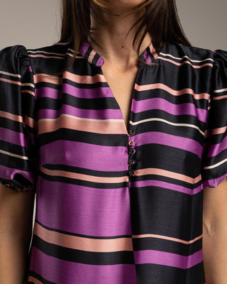 Vestido corto con volantes