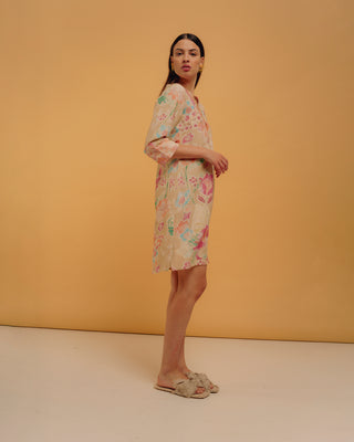 Vestido corto manga 3/4