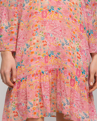 Vestido corto con volante