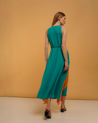 Vestido largo con volantes contraste