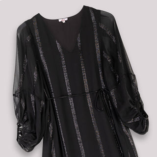 Vestido Lara Bordado Negro