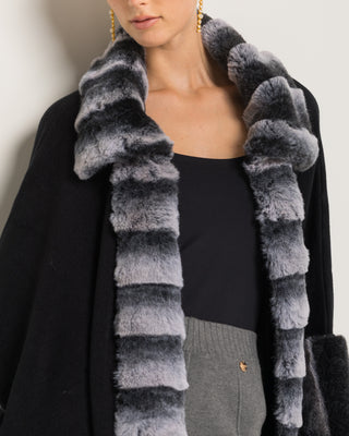 Poncho Pelo Negro Carmen