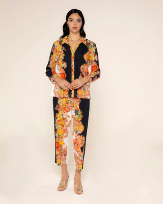 Imagen promocional de camisa estampada oversize rania
