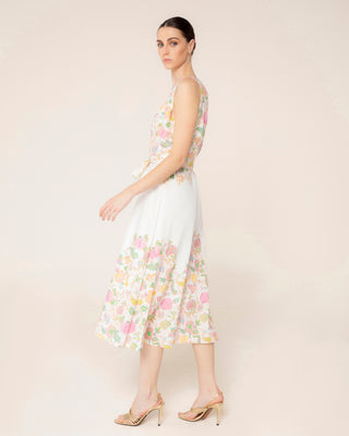 Fotografía destacada de vestido flores blanco verbena