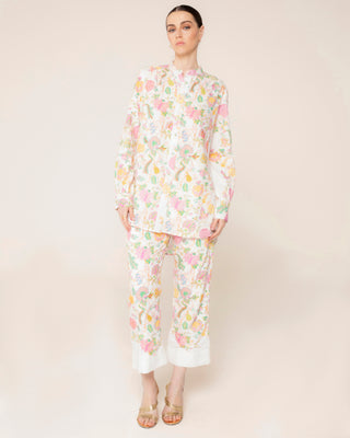 Representación visual de camisa estampada flores verbena