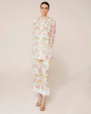 Captura principal de camisa estampada flores verbena