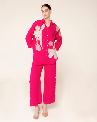 Fotografía destacada de pantalón fucsia lino tulum