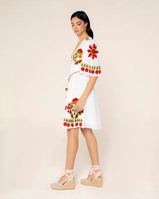 Representación visual de vestido corto blanco boho penelope