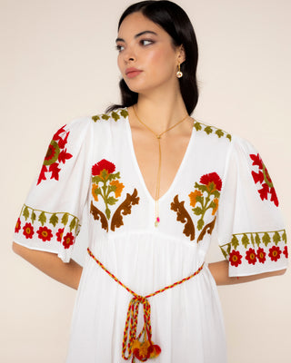 Imagen promocional de vestido corto blanco boho penelope