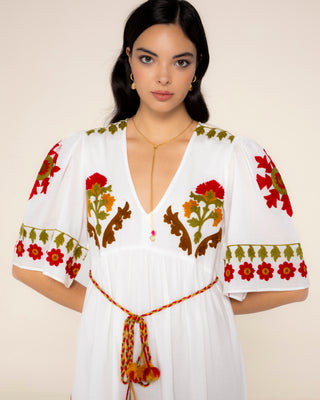 Foto representativa de vestido corto blanco boho penelope