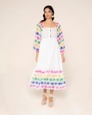 Vista principal del producto: vestido flores bordadas olivia