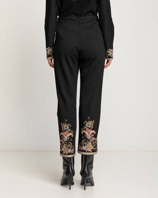Pantalón flores bordadas Caprise