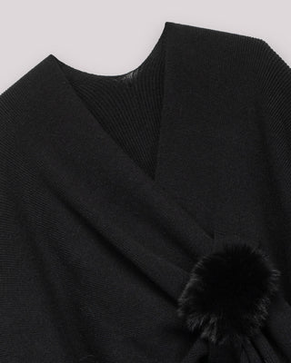 Poncho negro cruzado Samara