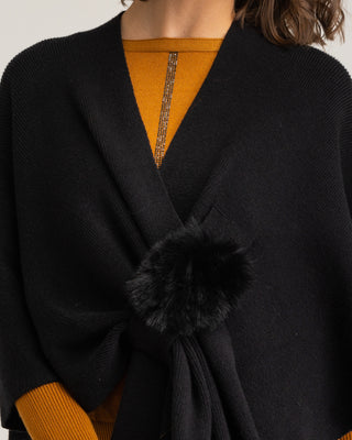 Poncho negro cruzado Samara