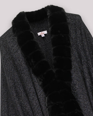 Poncho con ribete negro Loren