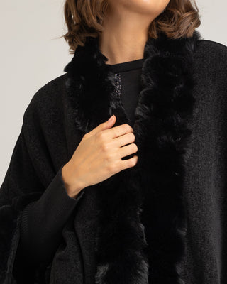Poncho negro Cassia