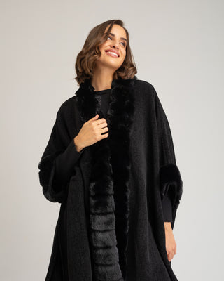Poncho negro Cassia