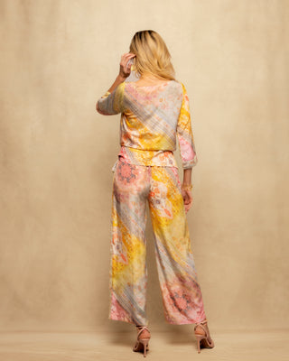 Blusa estampada con lazada lateral asimétrica Sahara