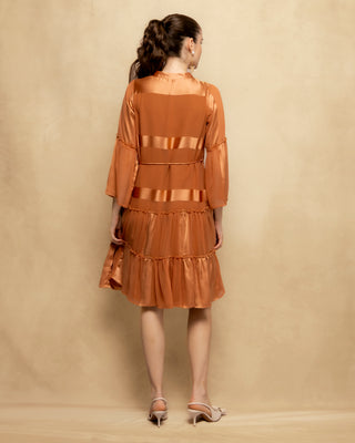 vestido naranja satinado 7