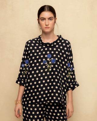 blusa negra mujer 2