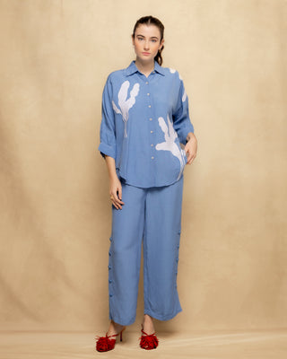 camisa azul bordado 4