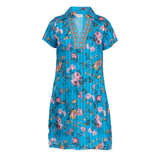 Vestido corto con mangas cortas