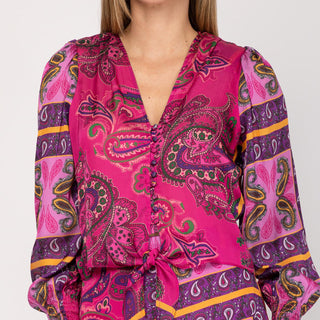 Camisa estampada con nudo