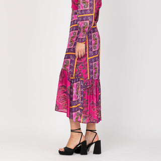 Falda midi estampada con volante