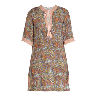 Vestido corto estampado con encaje