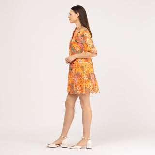 Vestido corto estampado de algodón perforado