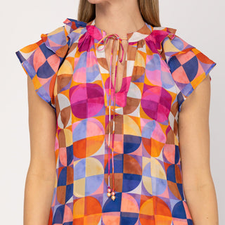 Vestido corto estampado con volantes